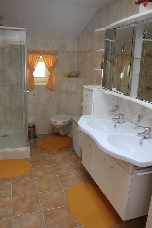 Haus Eberl Apartment Bruck an der Grossglocknerstrasse Bagian luar foto