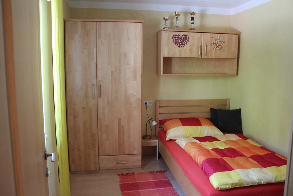 Haus Eberl Apartment Bruck an der Grossglocknerstrasse Bagian luar foto